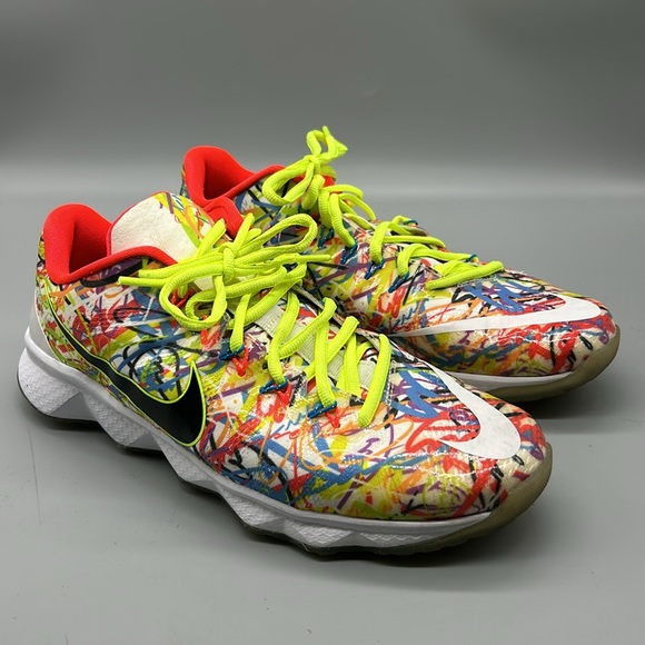 Nike CJ3 Flyweave trainer Calvin Johnson graffiti pack - Picture 3 of 10